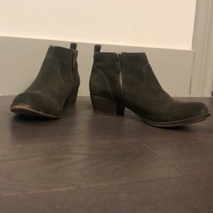Forrest green suede boots